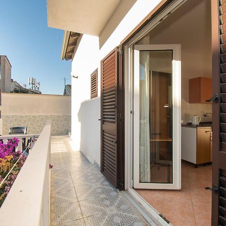 Apartment Mijo Vodice Eksteriør billede