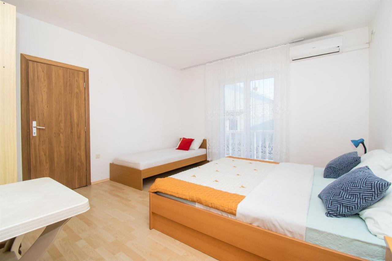 Apartment Mijo Vodice Eksteriør billede