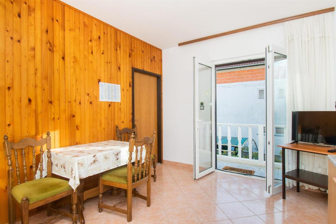 Apartment Mijo Vodice Eksteriør billede