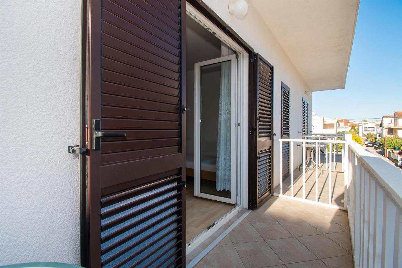 Apartment Mijo Vodice Eksteriør billede