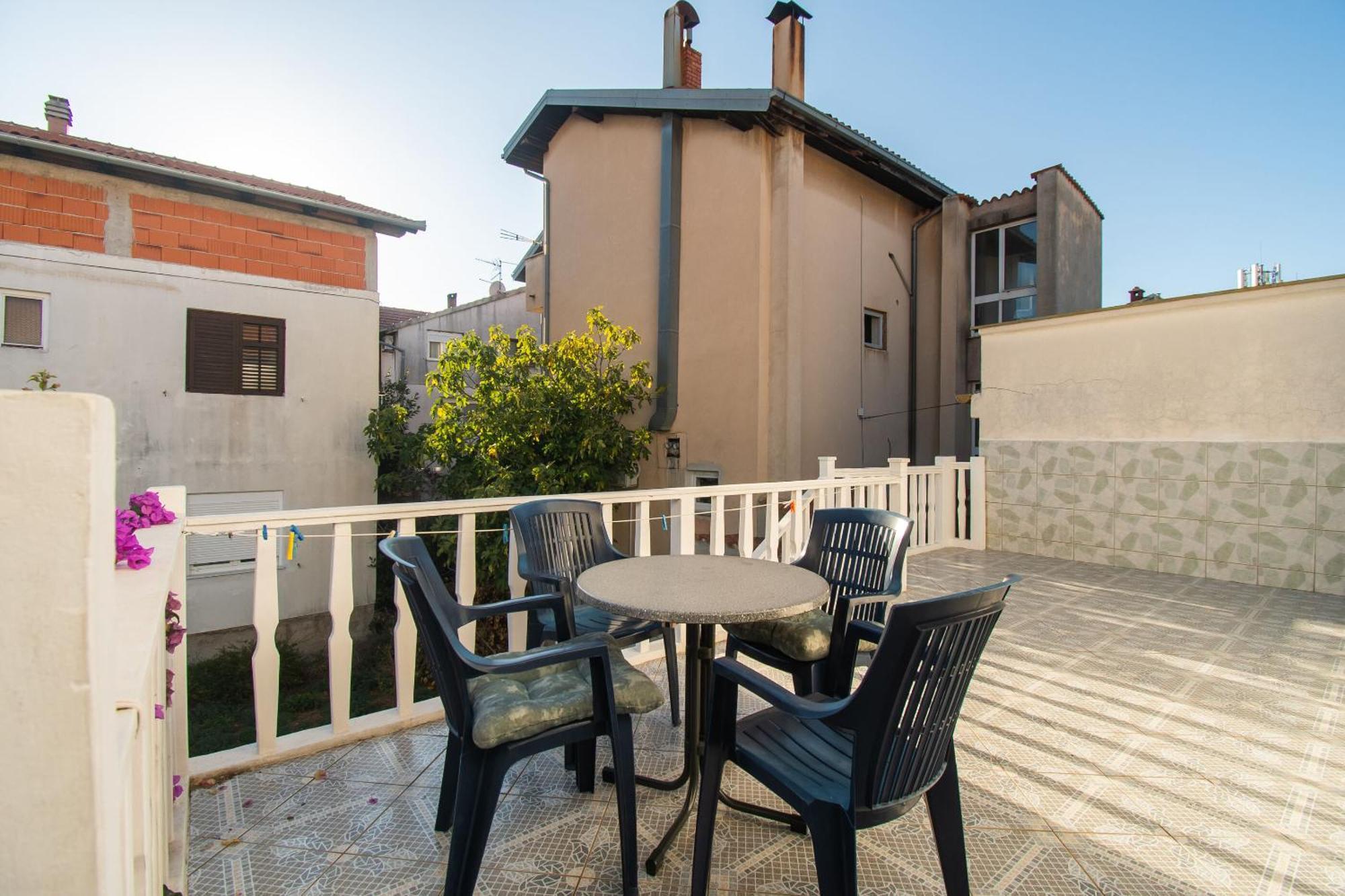 Apartment Mijo Vodice Eksteriør billede